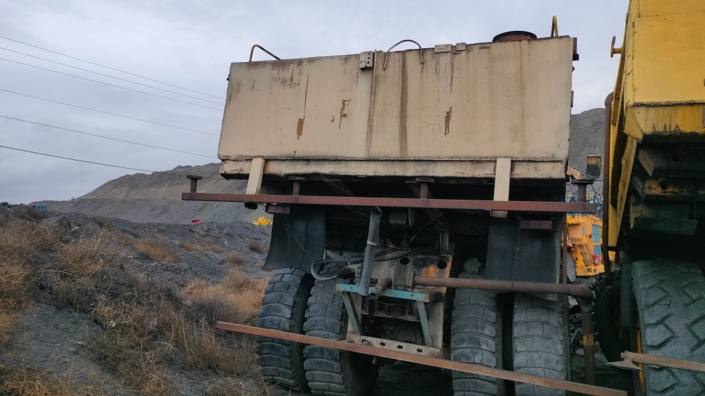 347676 - Белаз-7548А гар №18 (Поливооросительная машина), инв. № 940, 2002 г.в.