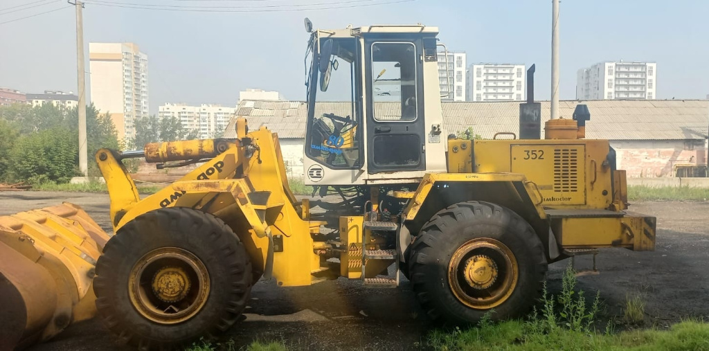 331020-Погрузчик фронтальный АМКОДОР гос номер 5429КР 2007 года выпуска