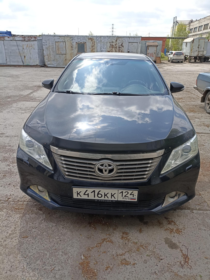 Автомобиль Toyota Camry, г/н K416KK 124, 2012 г.в.