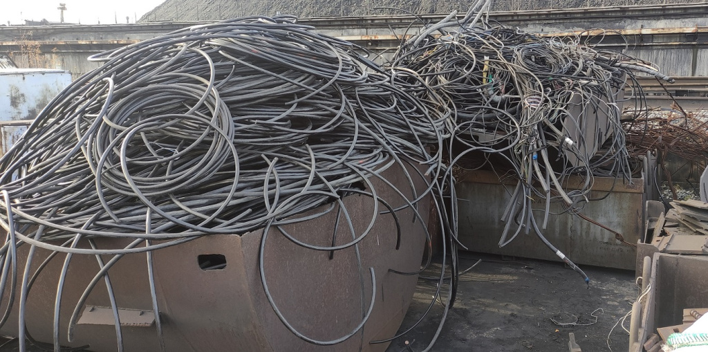 335959-Лом цветных металлов 29,437 тонн Рефтинской ГРЭС АО "Кузбассэнерго" в 1кв. 2026г.