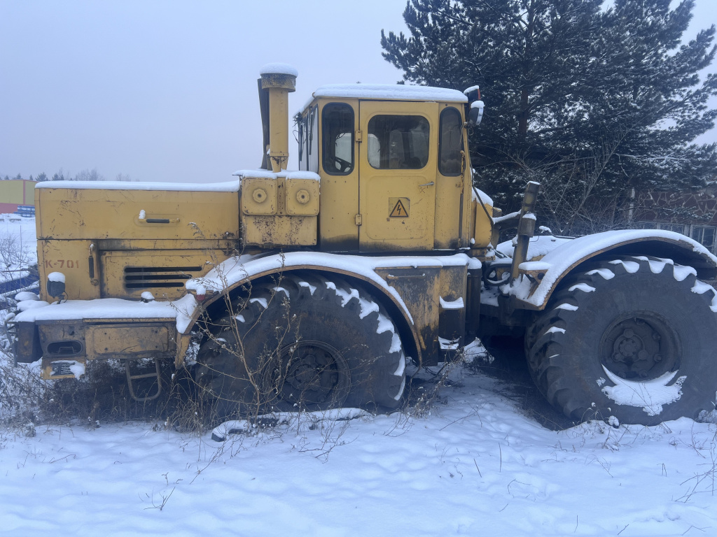 Трактор колесный К 701 30 (Зав. №8919691),1990 г.в.