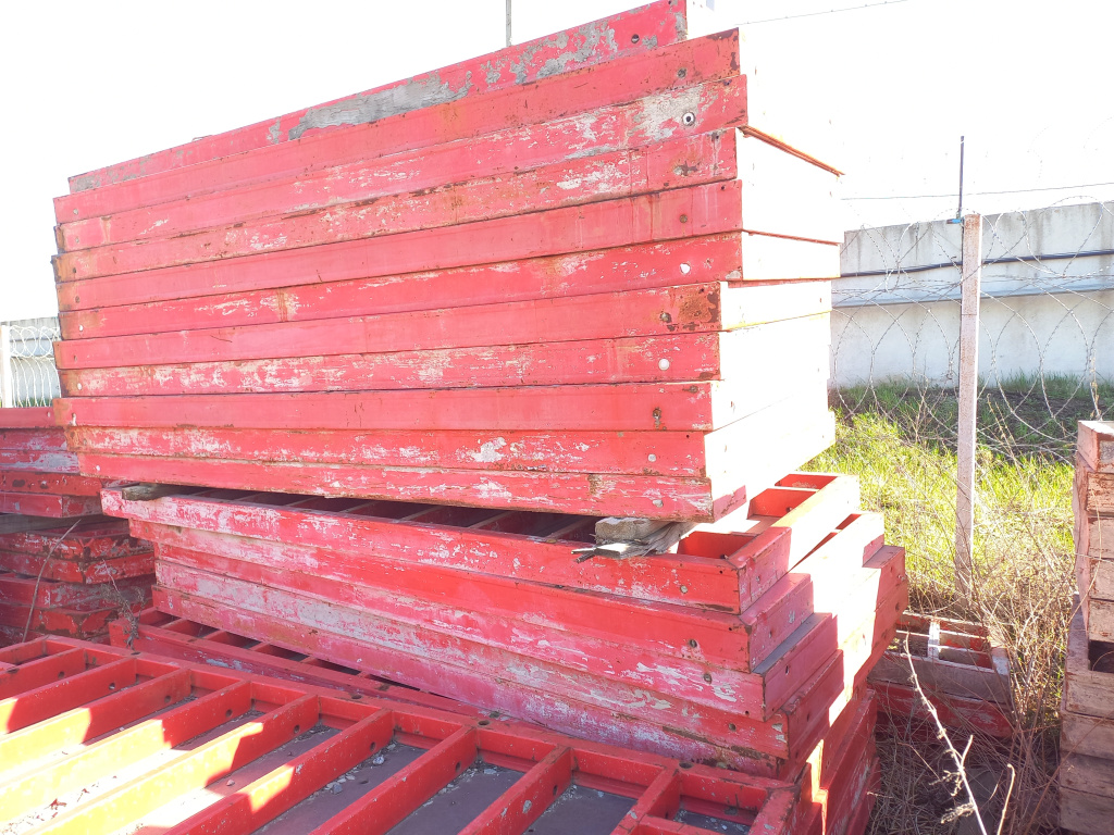 275470-Реализация стальной щитовой опалубки, 2016 г.в.