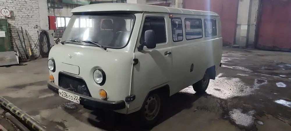 Автомобиль Уаз-220695, 2010 г.в.