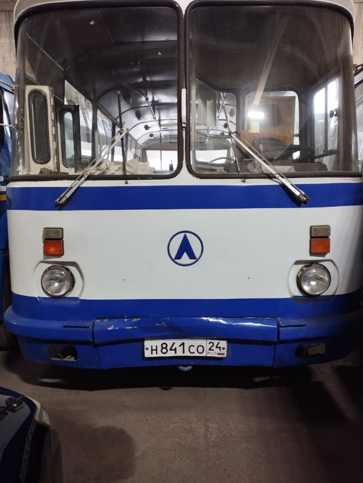 304975-Автобус ЛАЗ 695Н 1995 года выпуска