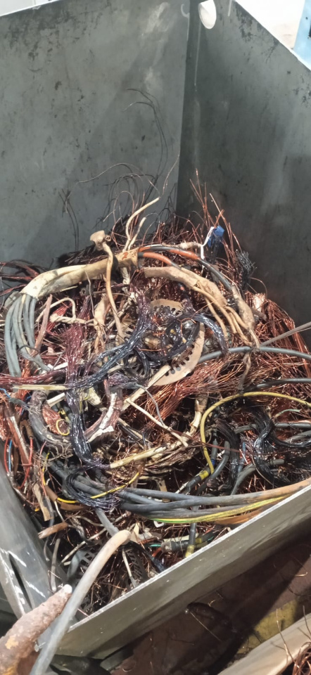 309275 - Лом цветных металлов ООО "ЕСК СУЭК" - "Черновский РМЗ"