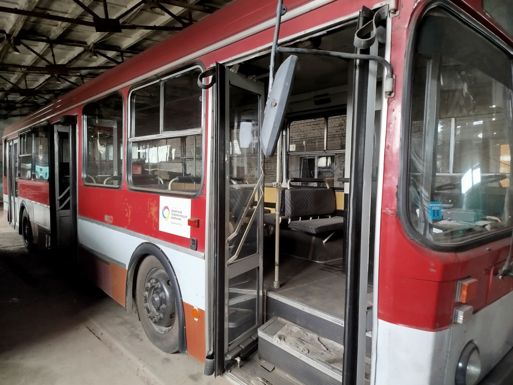 341057-Автобус ЛиАЗ 5256, 1992г. С722УУ19, инв.АБ500011