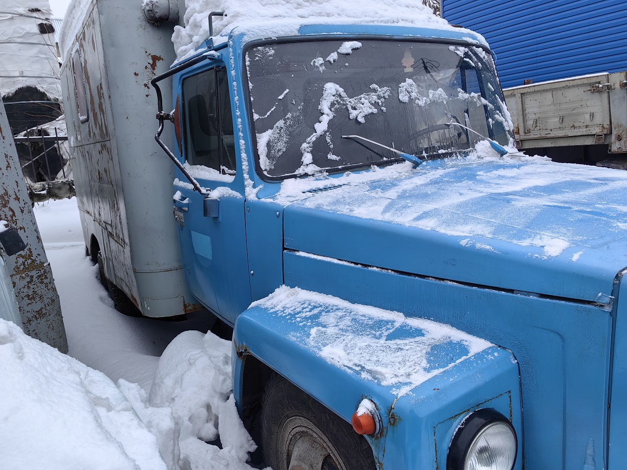 208363 - Автомобиль ГАЗ-3307 грузовой фургон, 1992 г.в.-3