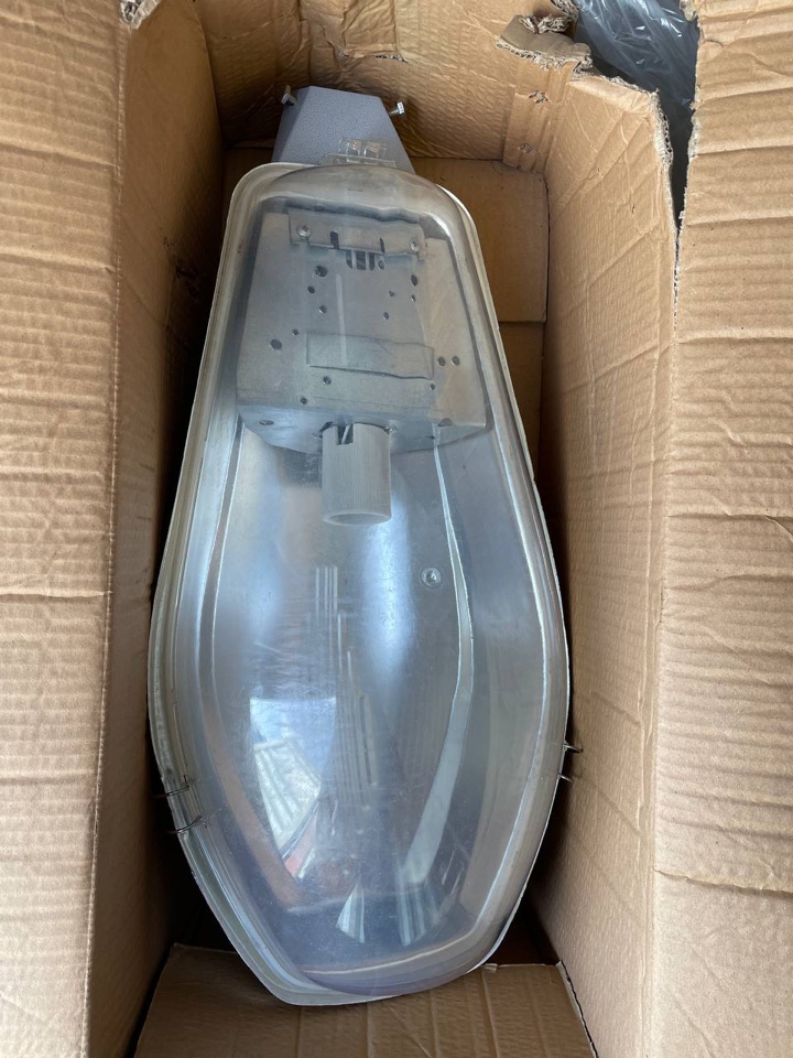 ПРОЖЕКТОР LEADER UMS 250S 1351001260