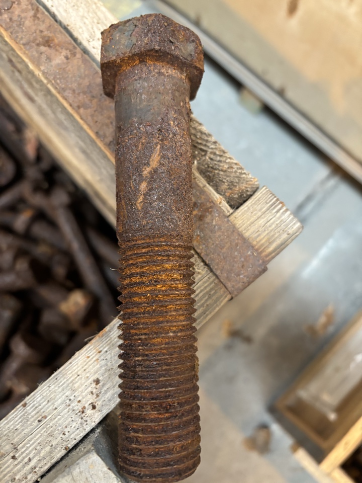 БОЛТ СР60.16.032А