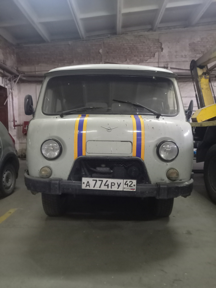 Автомобиль УАЗ-390944 бортовой (2006г)