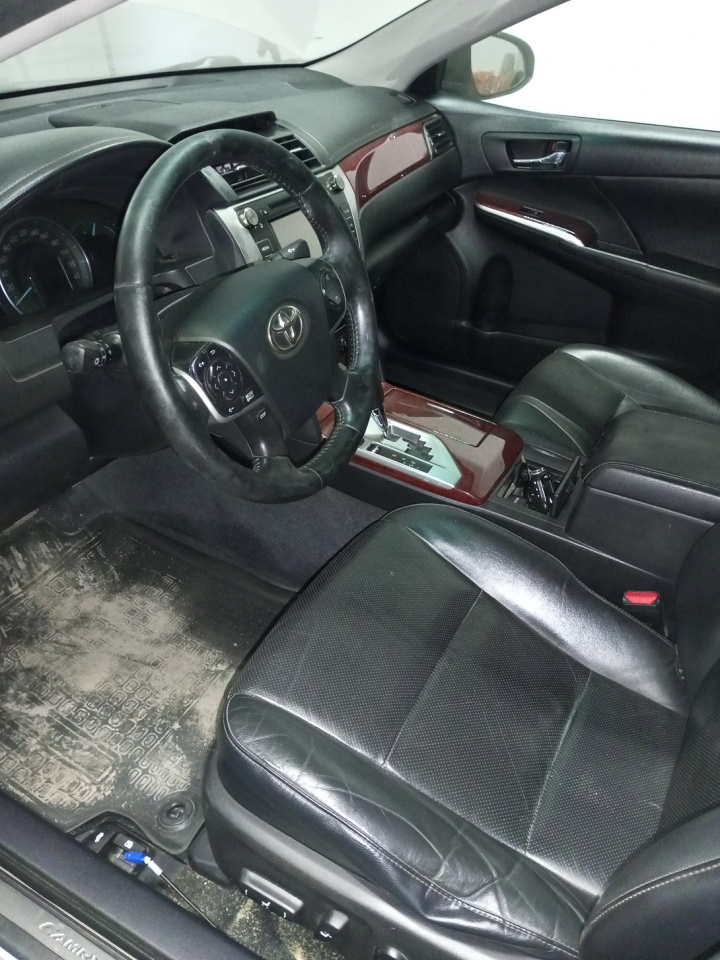 276854-Автомобиль Toyota Camry 2014 года выпуска (после ДТП)