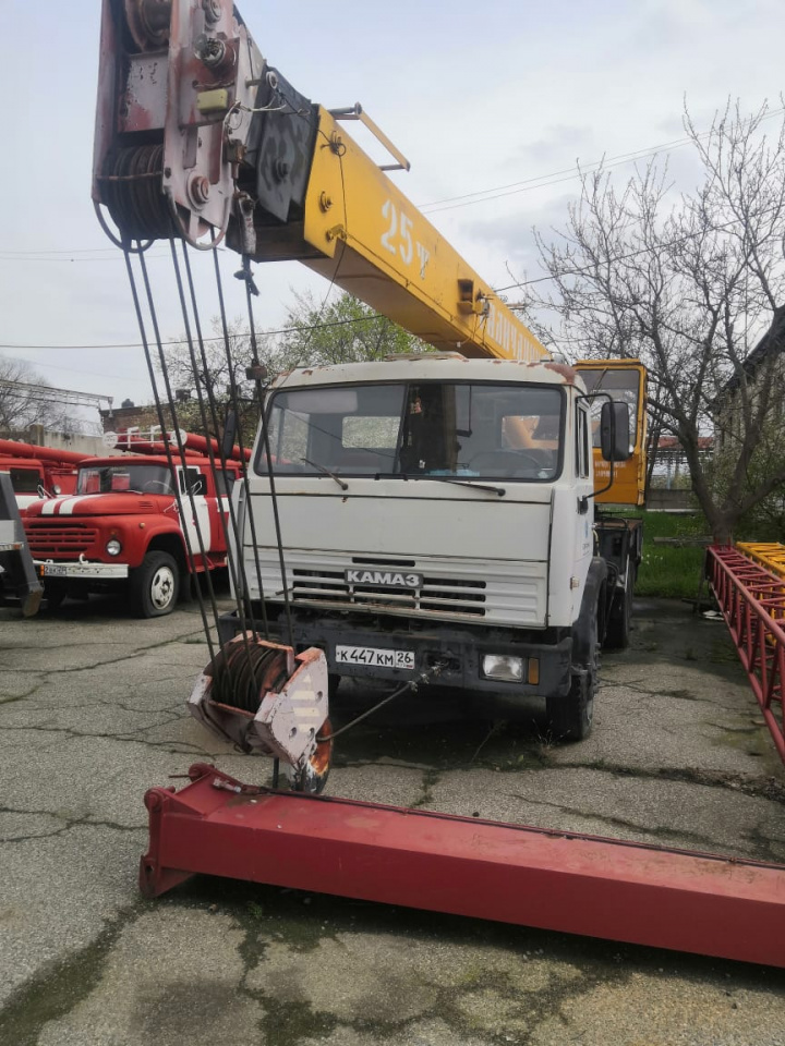 128289 - АВТОКРАН КАМАЗ 55111С гос.№К447КМ26, 2001 г.в.