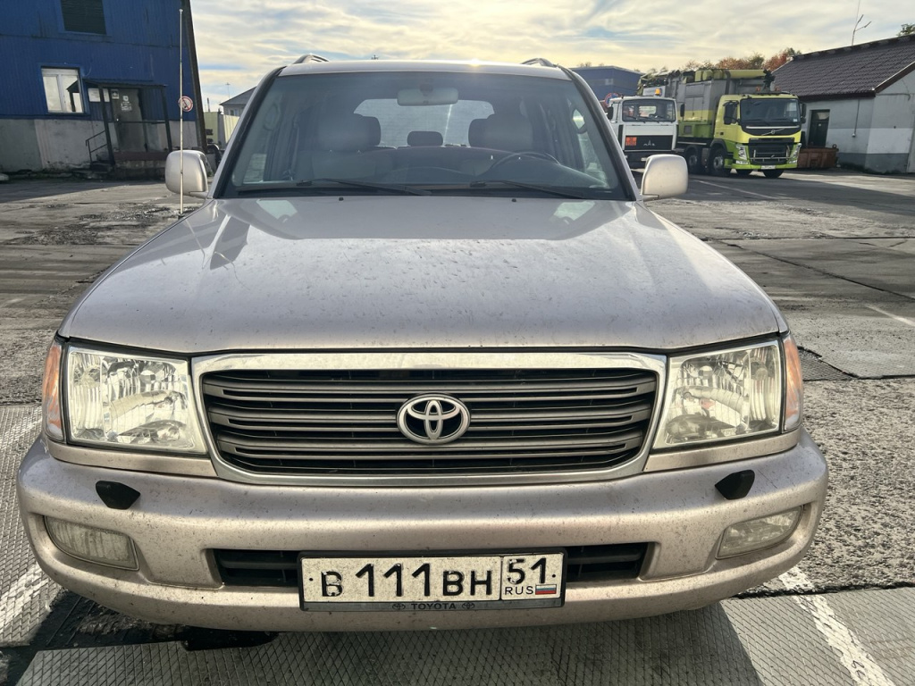 345992 -автомобиль Тойота Лендкрузер 100, гос.номер B111ВН51, 2002 г.в.