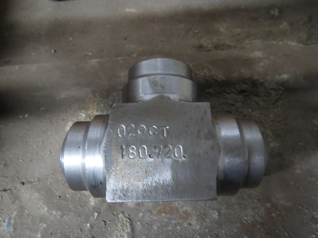 ТРОЙНИК DN15 12Х1МФ 02 ОСТ108.720.05-82