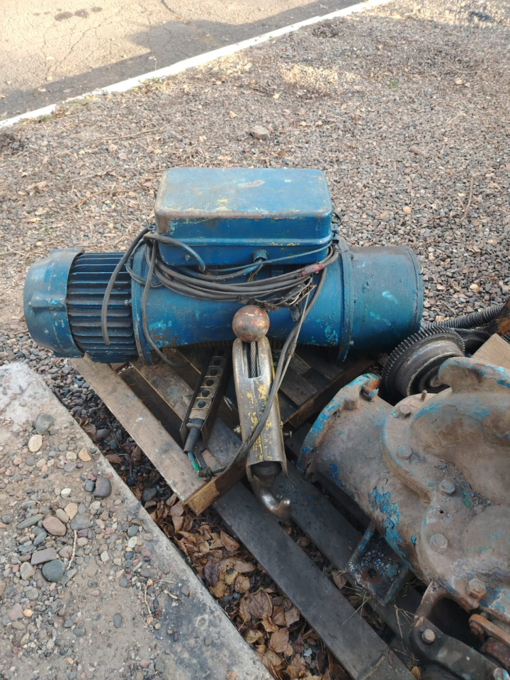 Электрическая таль 2 тн., высота подъема 9 м.