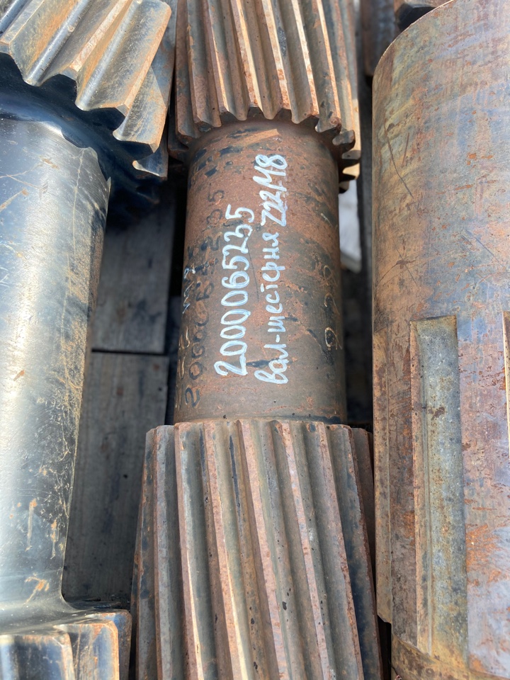 ВАЛ-ШЕСТЕРНЯ Z22 M8 2-174039