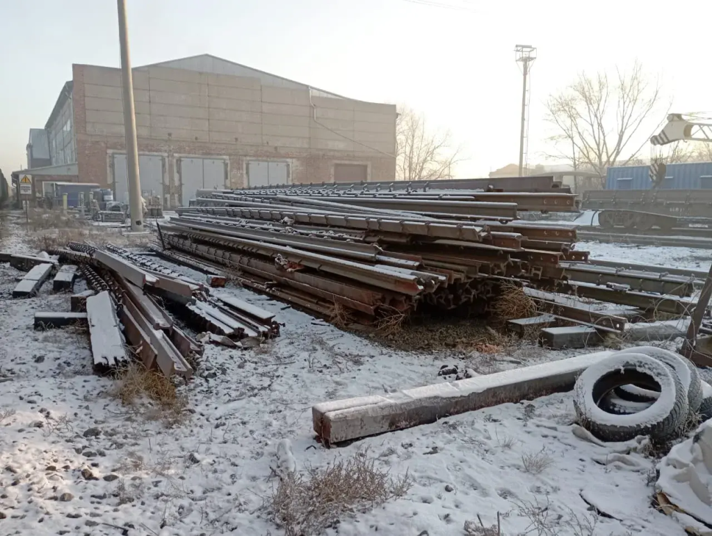 333211-Лом черных металлов 5АР-лом рельсовый 122,03 тонн ООО "СУЭК-Хакасия", филиал Промтранс I-ом кв. 2026 г.