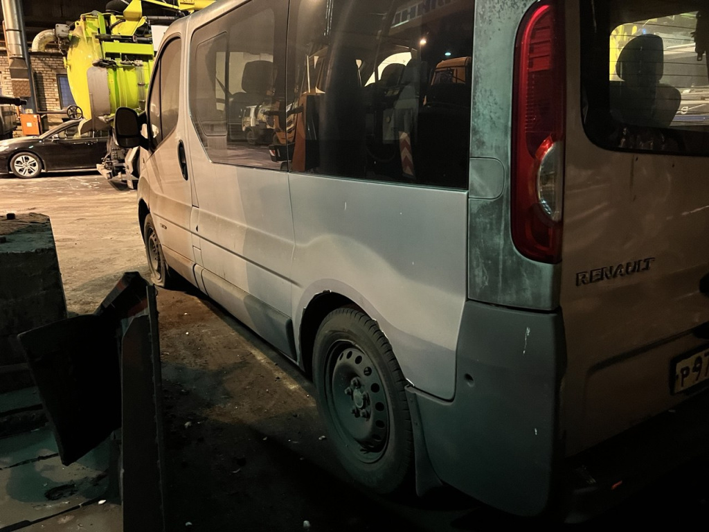 345983 -автомобиль Рено Трафик гос.номер Р974МС51, 2014 г.в.