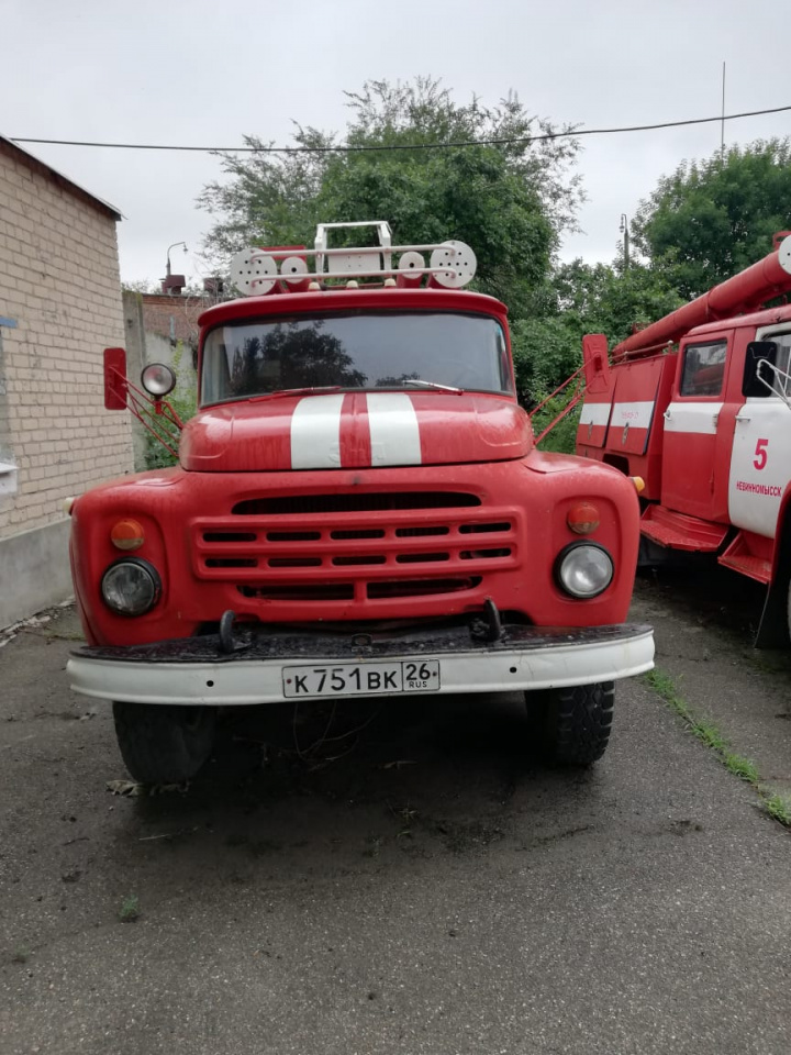 179892 - Автоцистерны пожарные ЗИЛ-130 АО "Невинномысский Азот"