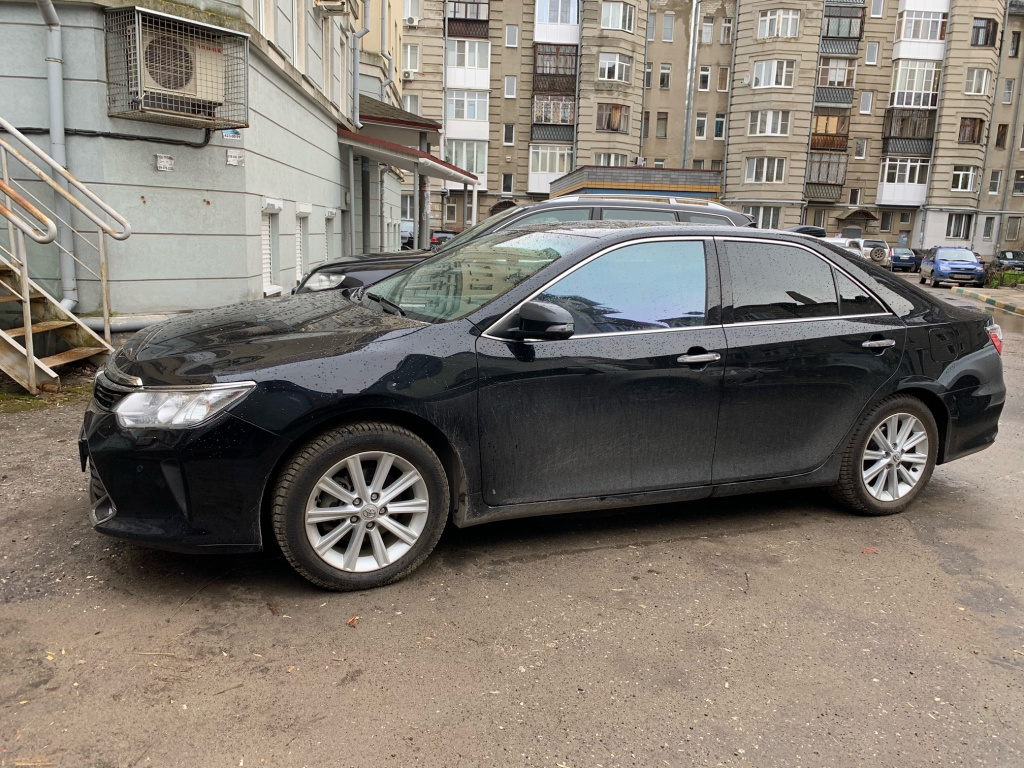 127101 - Автомобиль легковой TOYOTA CAMRY VII (XV50, 3,5л., 2015 г.в., 163 тыс.км)
