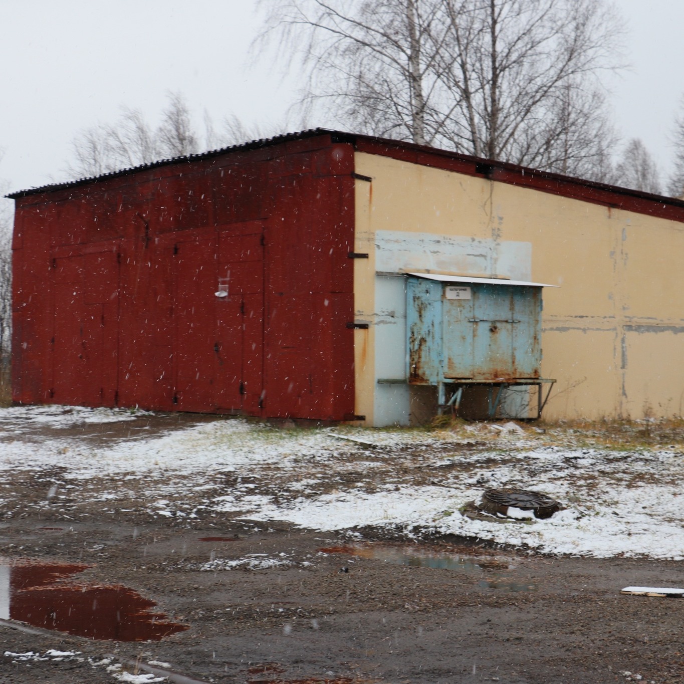 Анжеро судженск ул кемсеть 7. Новокузнецк ул лермонтова дом 6. Гараж няндома. Ленинск-кузнецкий, ул. Нежилое здание гараж.