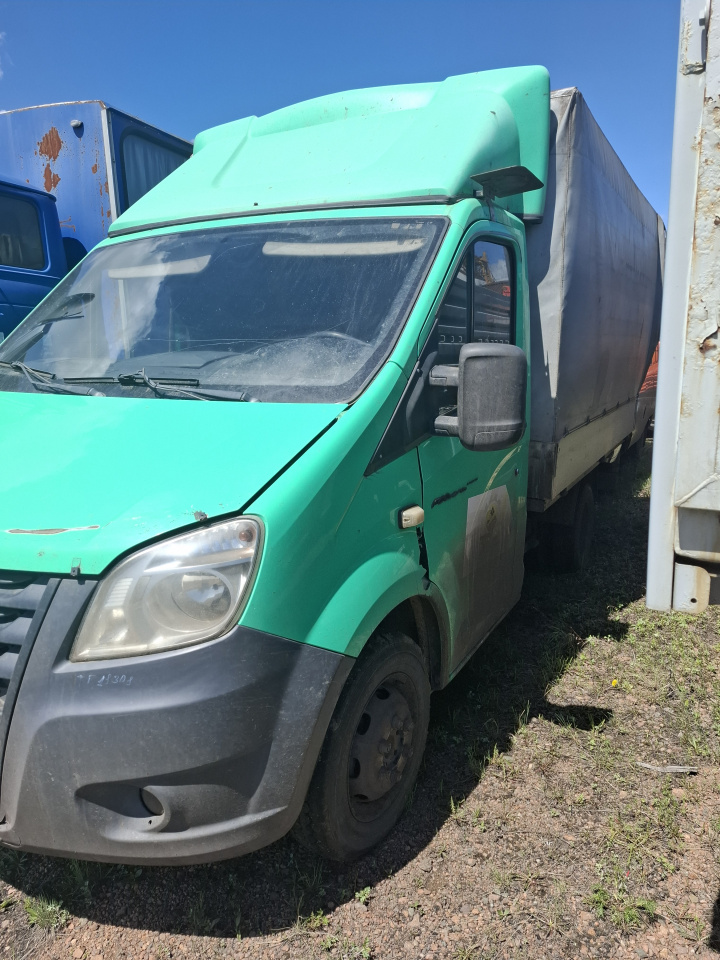 308420-ГАЗ-А21R22 грузовой, с бортовой платформой