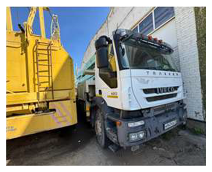 275467-Реализация автобетононасоса EVERDIGM 37ZX на шасси IVECO TRAKKER AD380T38H, 2011 г.в.