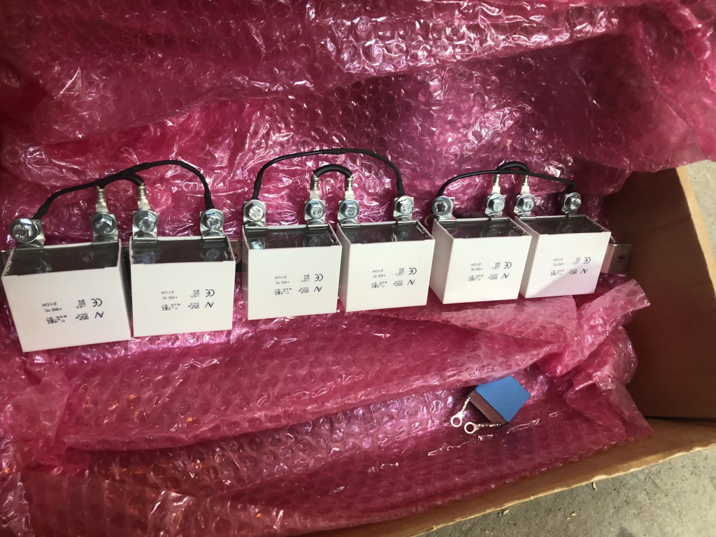 ЭЛЕКТРОЕМКОСТЬ PF700AFE F13 128130002/Х