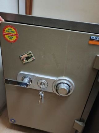 333443-СЕЙФ ОГНЕСТОЙКИЙ VALBERG FRS-67T CL. ИНВ№: 1200-800000119649-0000 (ООО "СГК" , г..Москва)