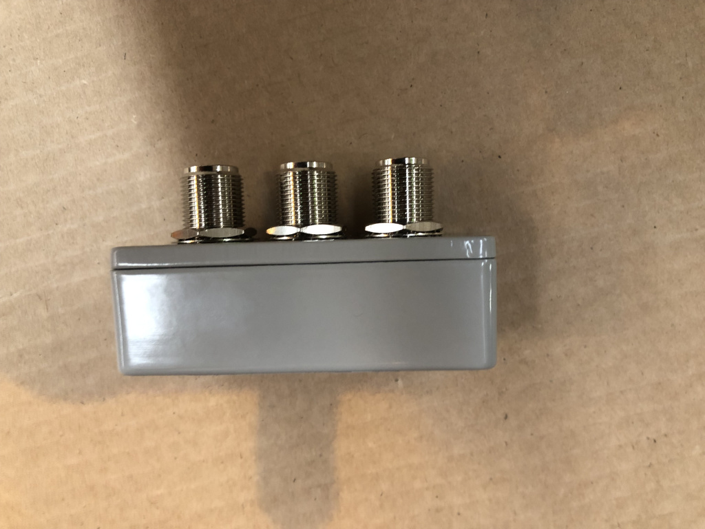 РАЗВЕТВИТЕЛЬ АНТЕННЫЙ MST SP1001-M