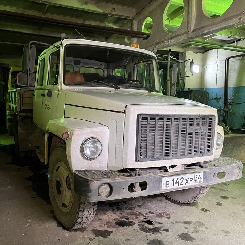 262000-Грузовой бортовой автомобиль 27845К гос номер Е142ХР