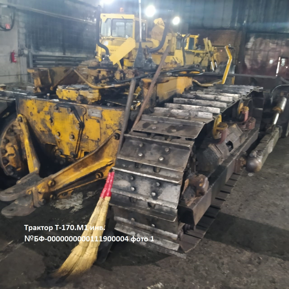 261780-Трактор Т-170 (гусеничный) г/в 1996