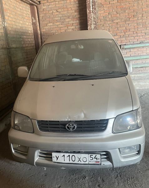 TOYOTA Lite Ace Noah