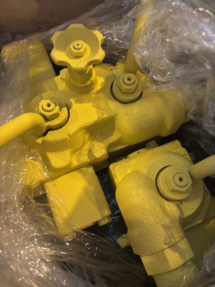 305798-ЗиП к буровому станку НКР (новые, лежалые)