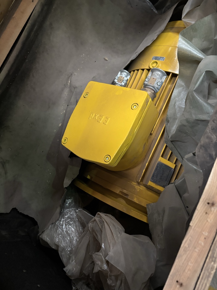 Э/ДВИГ 22КВТ 660В