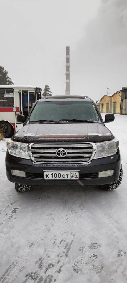 245534-Toyota Land Cruiser 200 2009 год выпуска