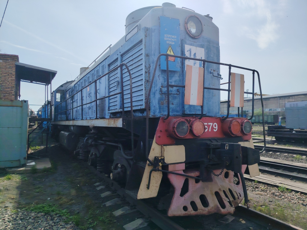 354686-Тепловоз маневровый ТЭМ2 № 579