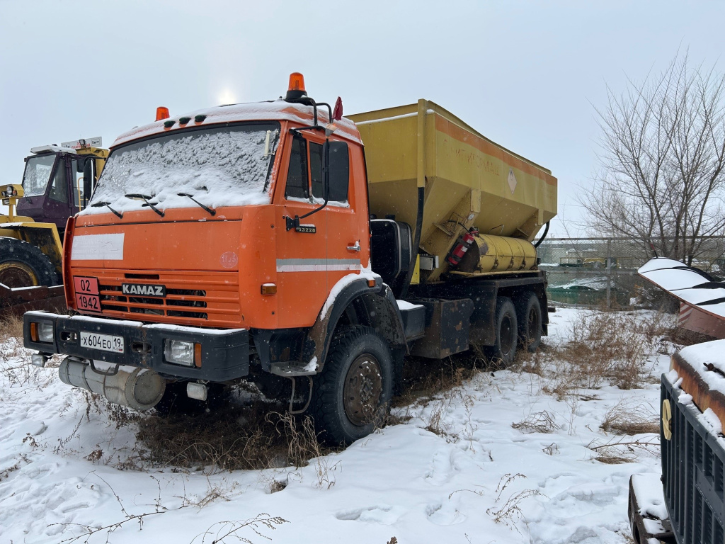 265217-Автомобиль КАМАЗ-594321 Зарядная машина МЗ-3Б-12 2011 г.в.
