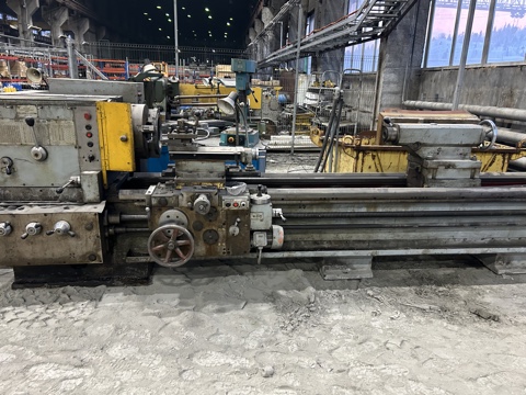 251614 - Токарный станок 16К40 АО "Ковдорский ГОК" Мурманская область