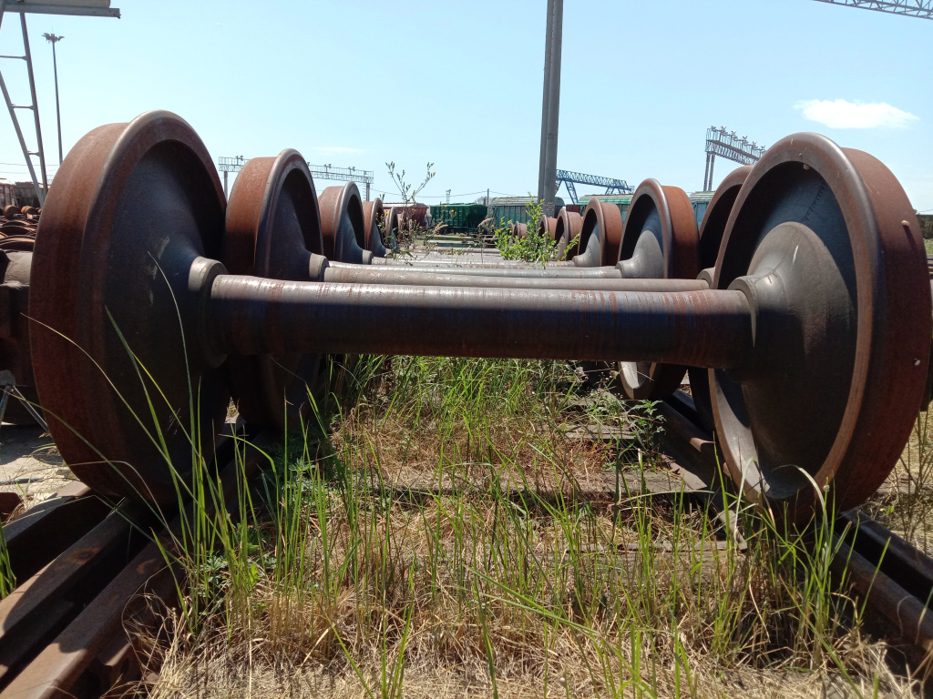 338217 - Лом черных металлов 5АЭ 28,756 тонн (железнодорожный лом колесные пары, боковые рамы, надрессорные балки) ОП ООО «ВРЗ «Депо НТК», г. Кингисепп